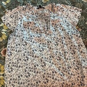 Banana republic floral blouse